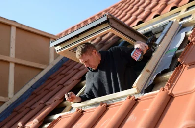 Pose de fenêtres de toit Velux à Bétous